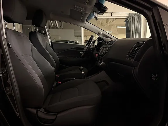 Kia Rio 2016 photo 4