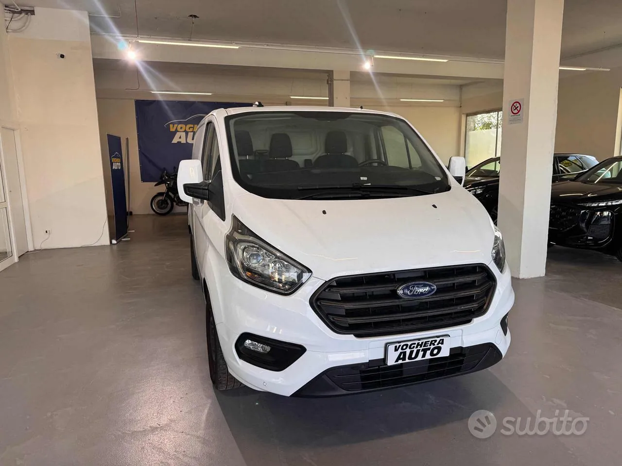 Ford Transit Custom 2023 photo 3