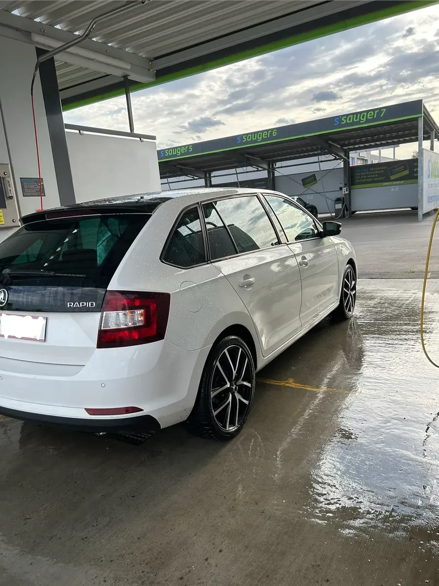 Skoda Rapid 2016 photo 3