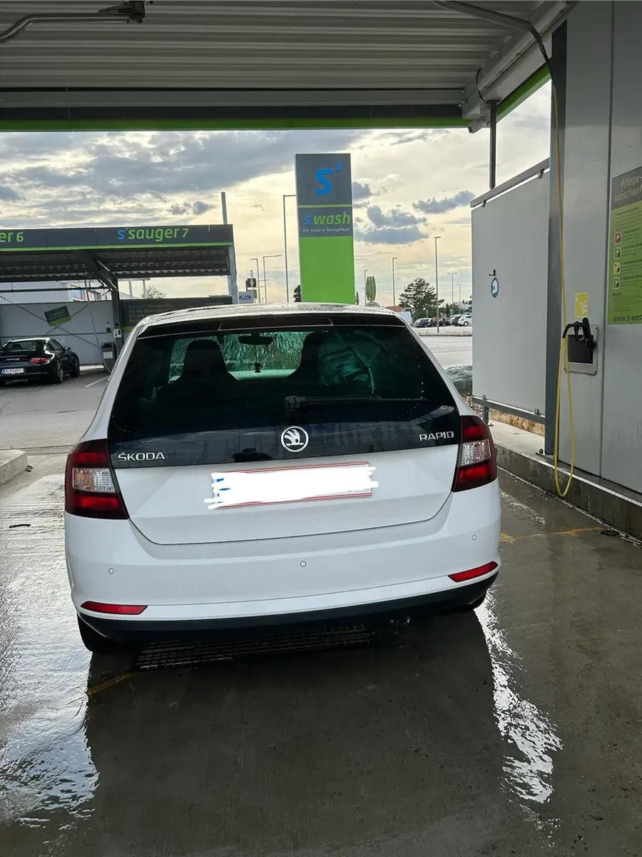 Skoda Rapid 2016 photo 2
