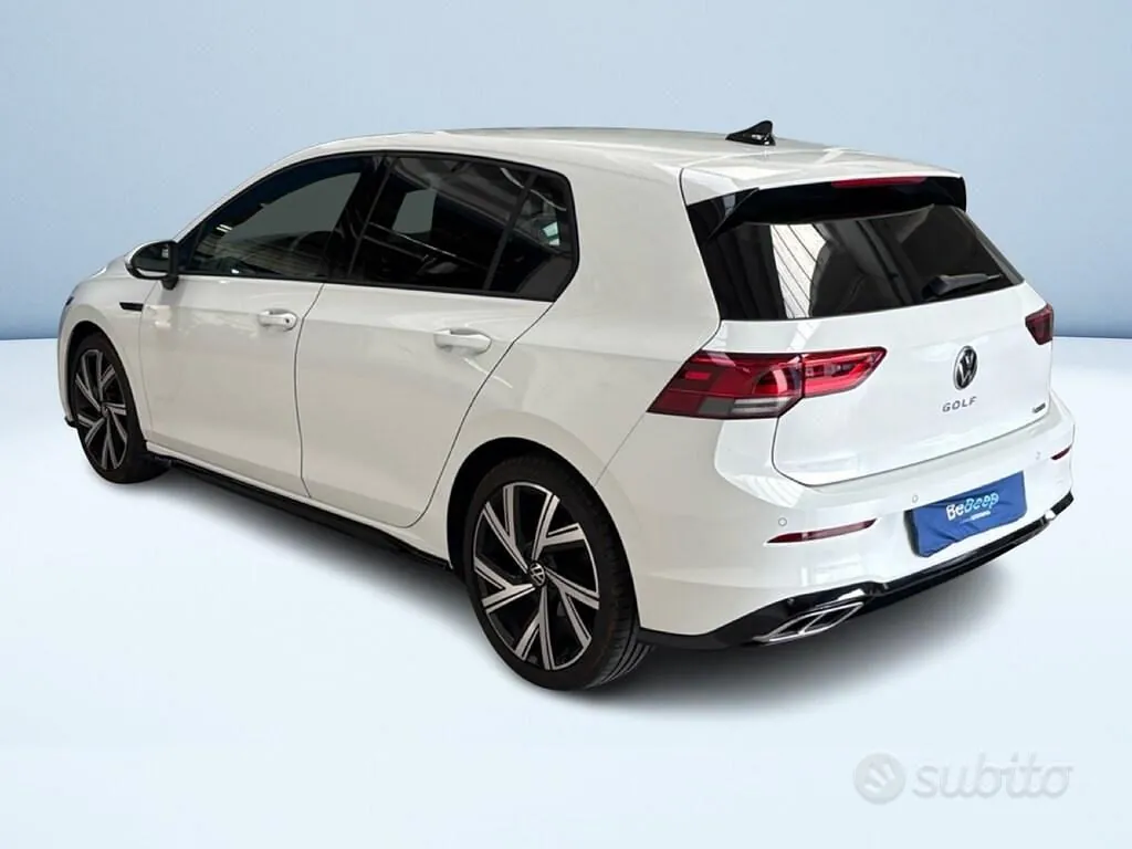 Volkswagen Golf 2024 photo 5