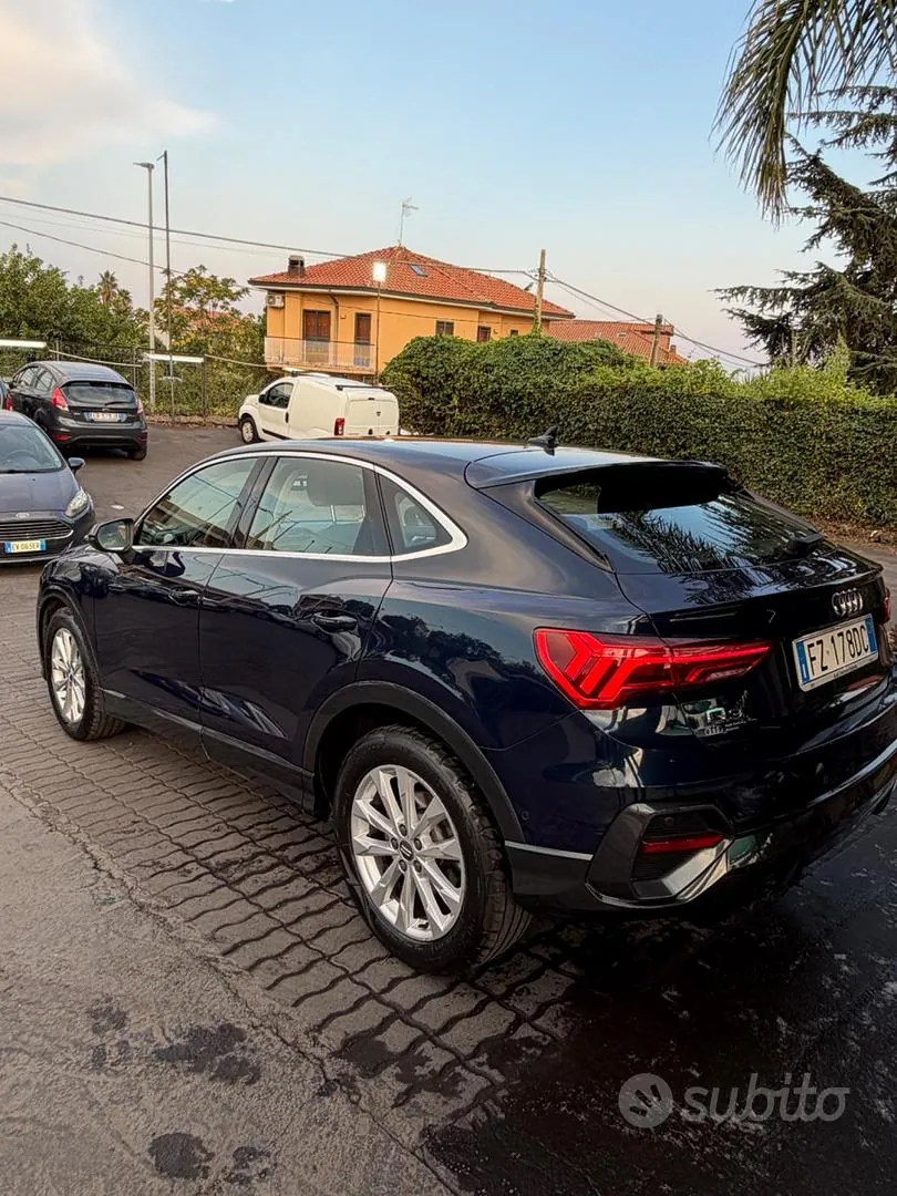 Audi Q3 2020 photo 2