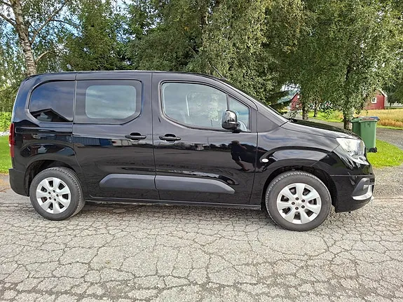 Opel Combo 2019 photo 2
