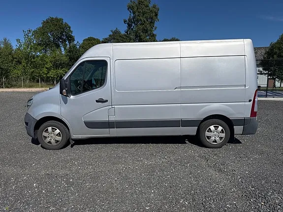 Nissan Nv400 2015 photo 2
