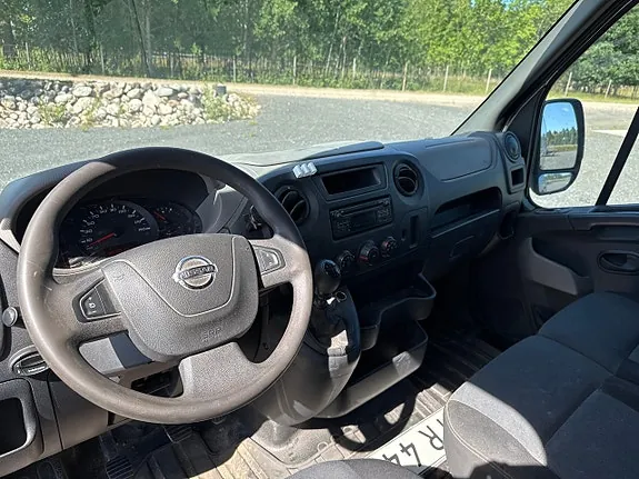 Nissan Nv400 2015 photo 5