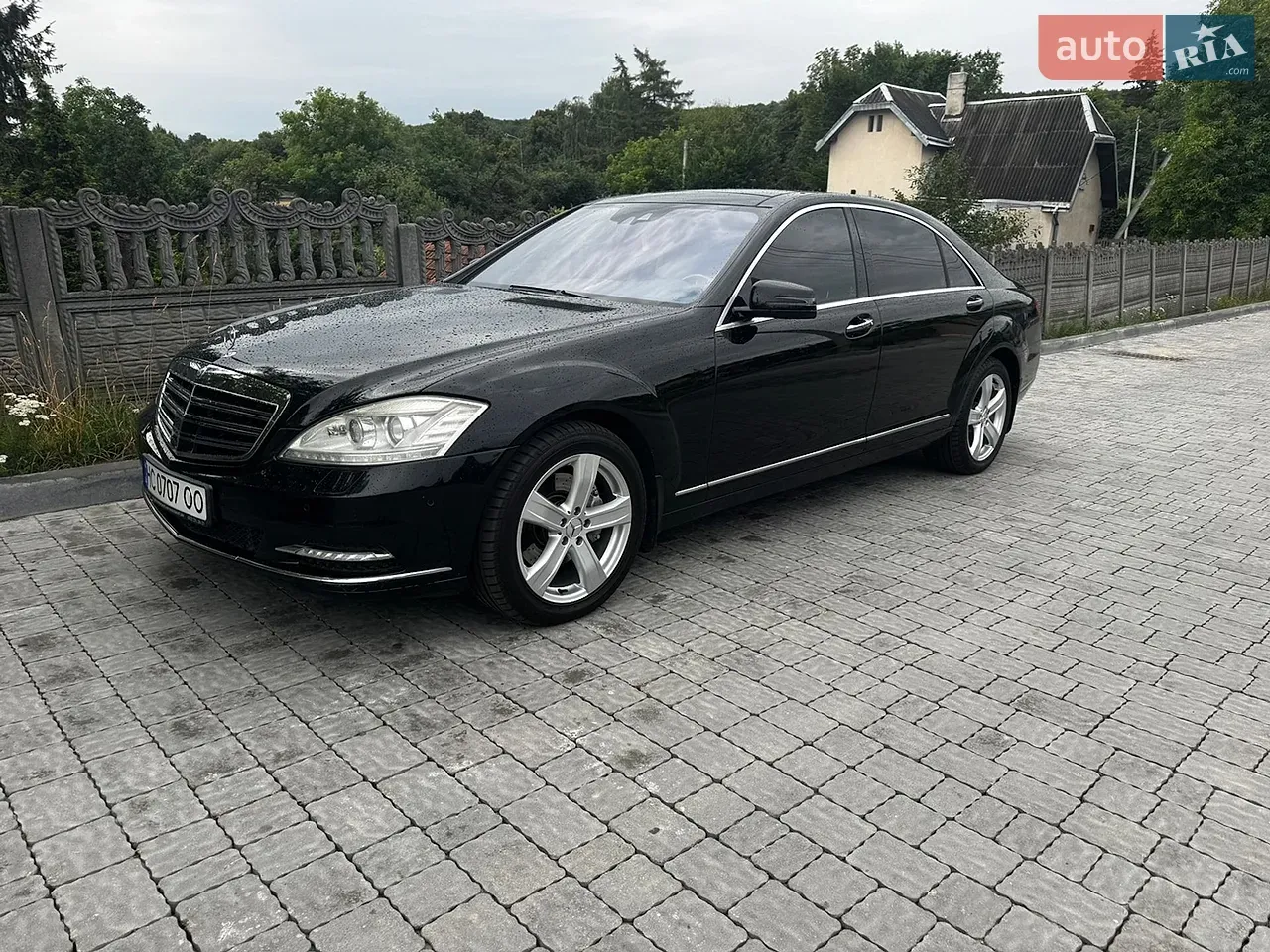 Mercedes-Benz S-Class 2012 photo 3
