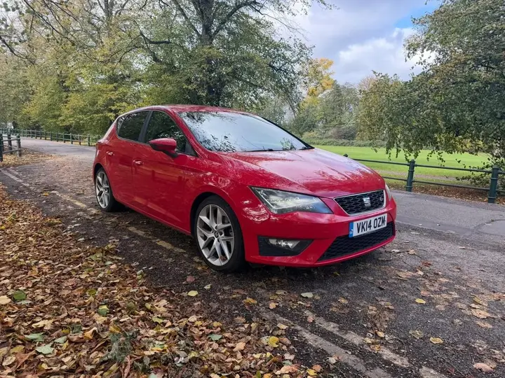 Seat Leon 2014 photo 2