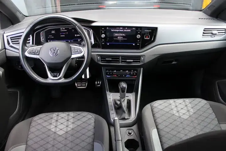 Volkswagen Polo 2022 photo 2