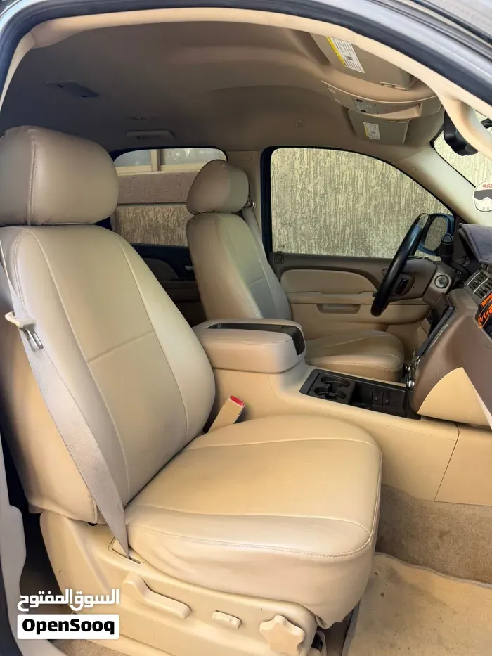 GMC Yukon 2011 photo 3