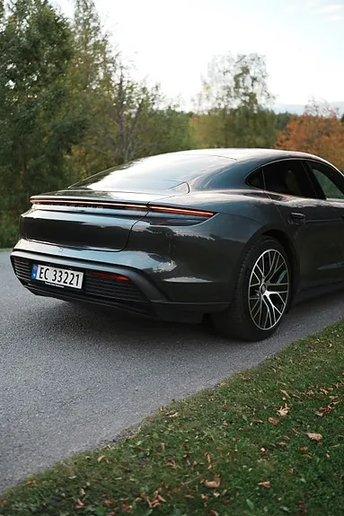 Porsche Taycan 2021 photo 5