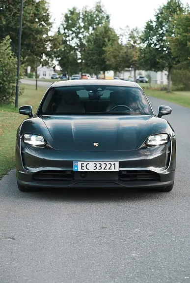 Porsche Taycan 2021 photo 3