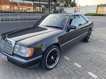 Mercedes-Benz 230Ce