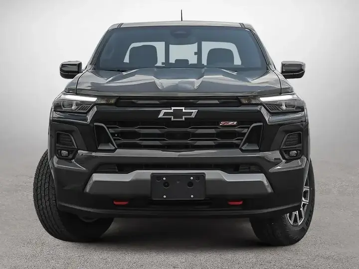 Chevrolet Colorado 2026 photo 2