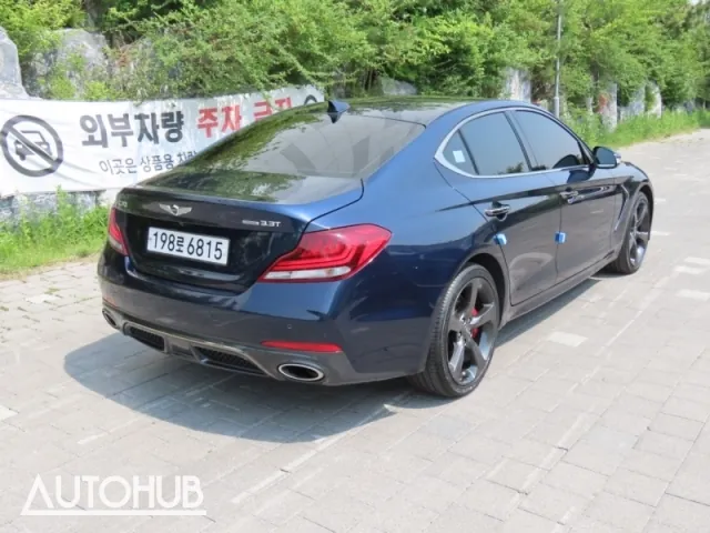 Genesis G70 2018 photo 3