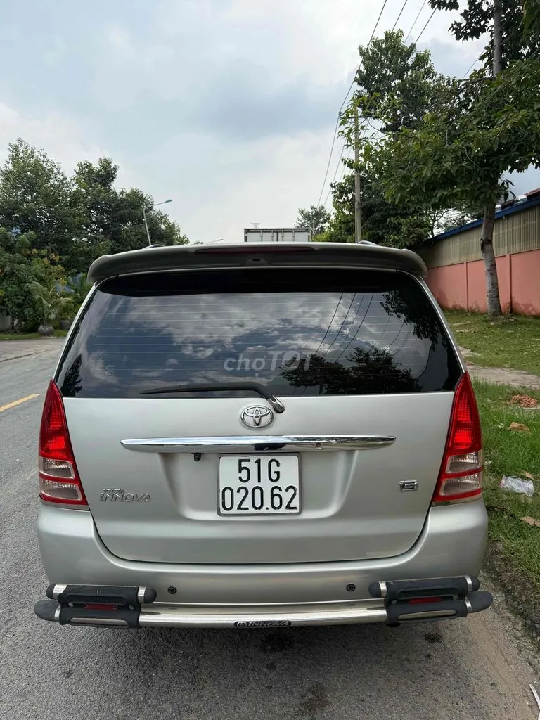 Toyota Innova 2008 photo 2