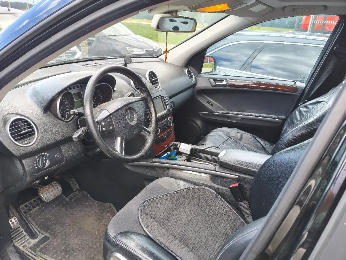 Mercedes-Benz M-Class 2007 photo 3