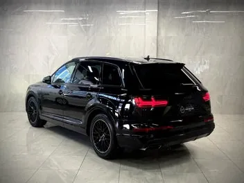 Audi Q7 2020 photo 4