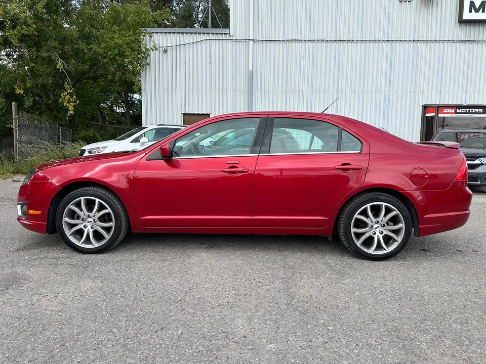 Ford Fusion 2011 photo 2