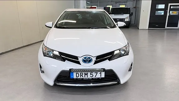Toyota Auris 2014 photo 4