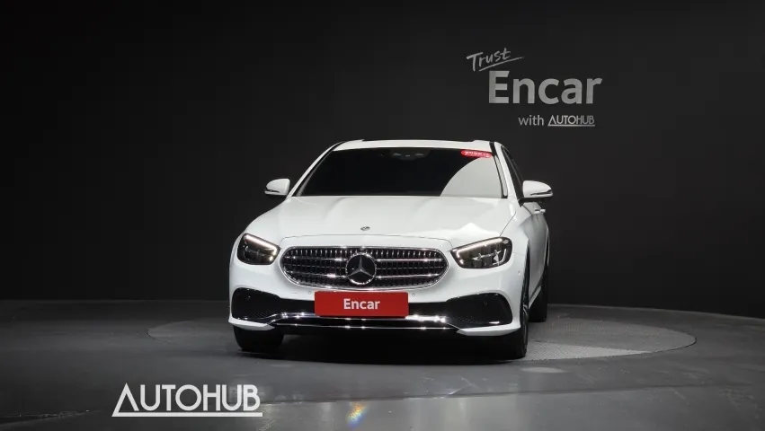 Mercedes-Benz E-Class 2022 photo 3