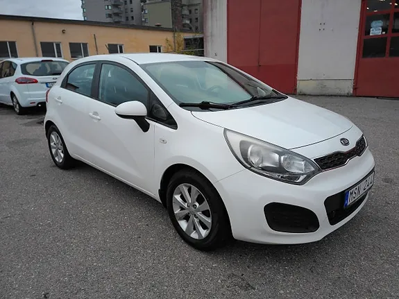 Kia Rio 2012 photo 2