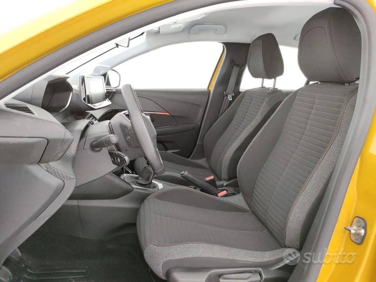 Peugeot 208 2023 photo 5