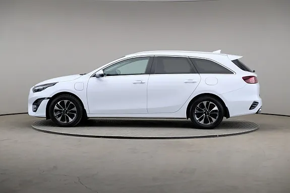 Kia Ceed 2023 photo 4