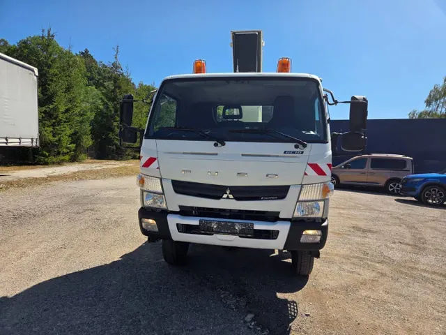 Mitsubishi Fuso Canter