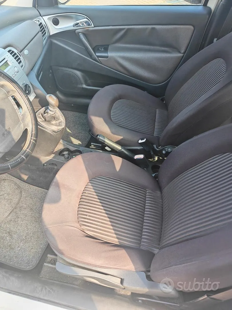 Lancia Ypsilon 2009 photo 5