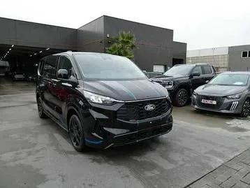 Ford Transit 2025 photo 3