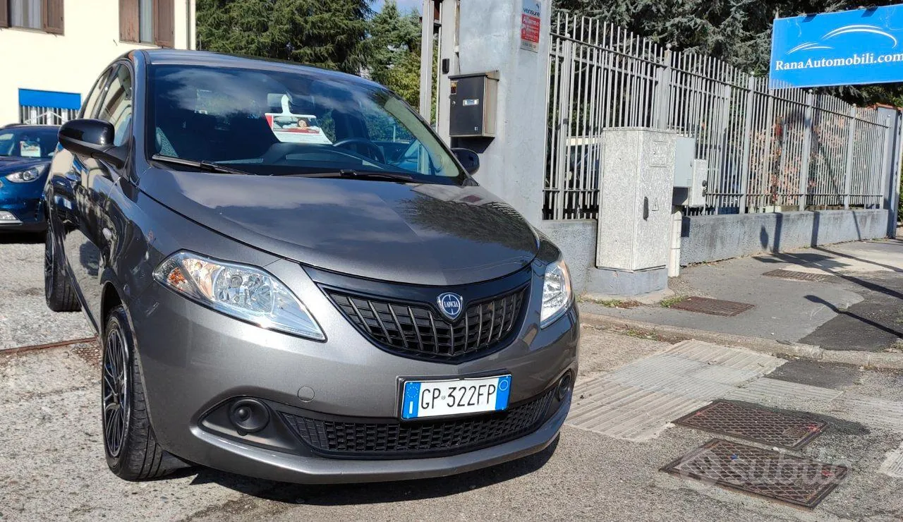 Lancia Ypsilon 2023 photo 4