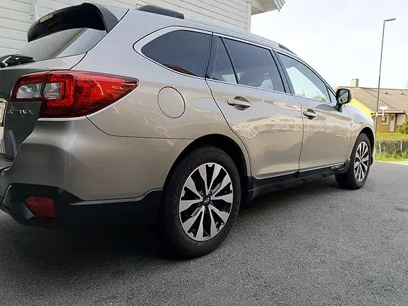 Subaru Outback 2015 photo 4