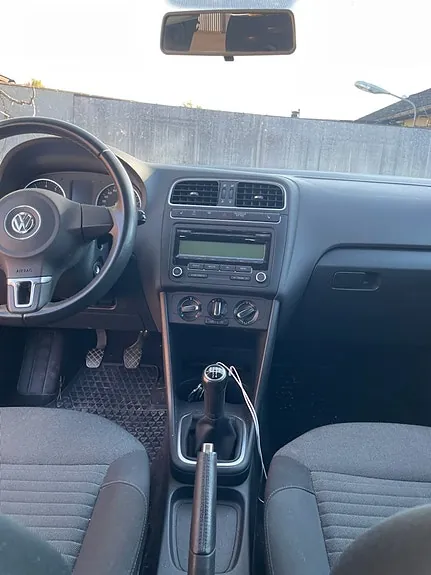 Volkswagen Polo 2011 photo 3