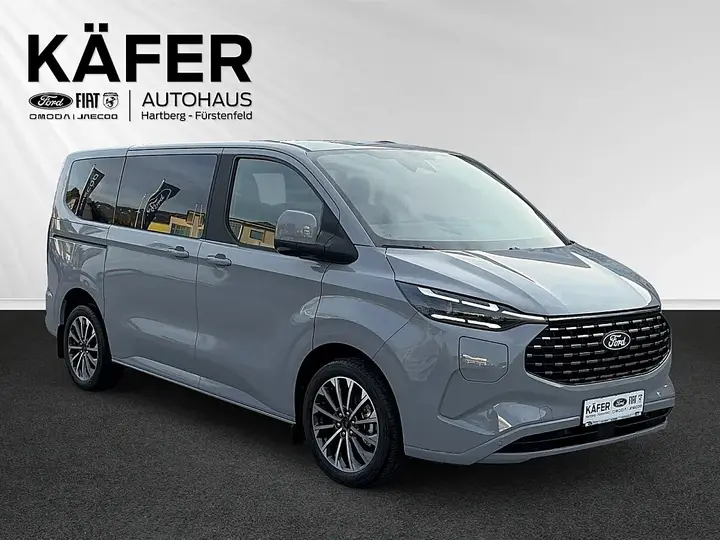 Ford Tourneo photo 3