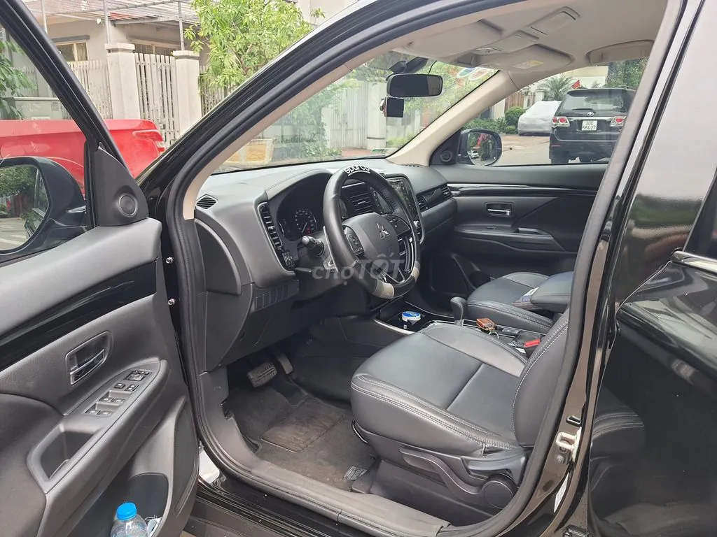 Mitsubishi Outlander 2022 photo 5