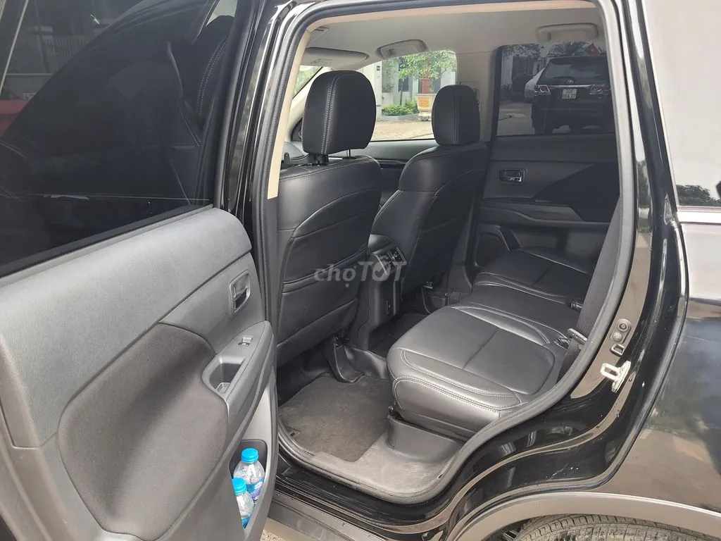 Mitsubishi Outlander 2022 photo 3