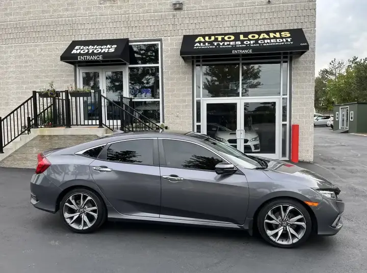 Honda Civic 2019 photo 2