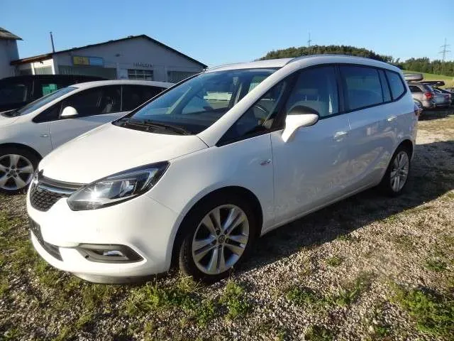 Opel Zafira 2017 photo 3