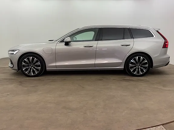 Volvo V60 2023 photo 3