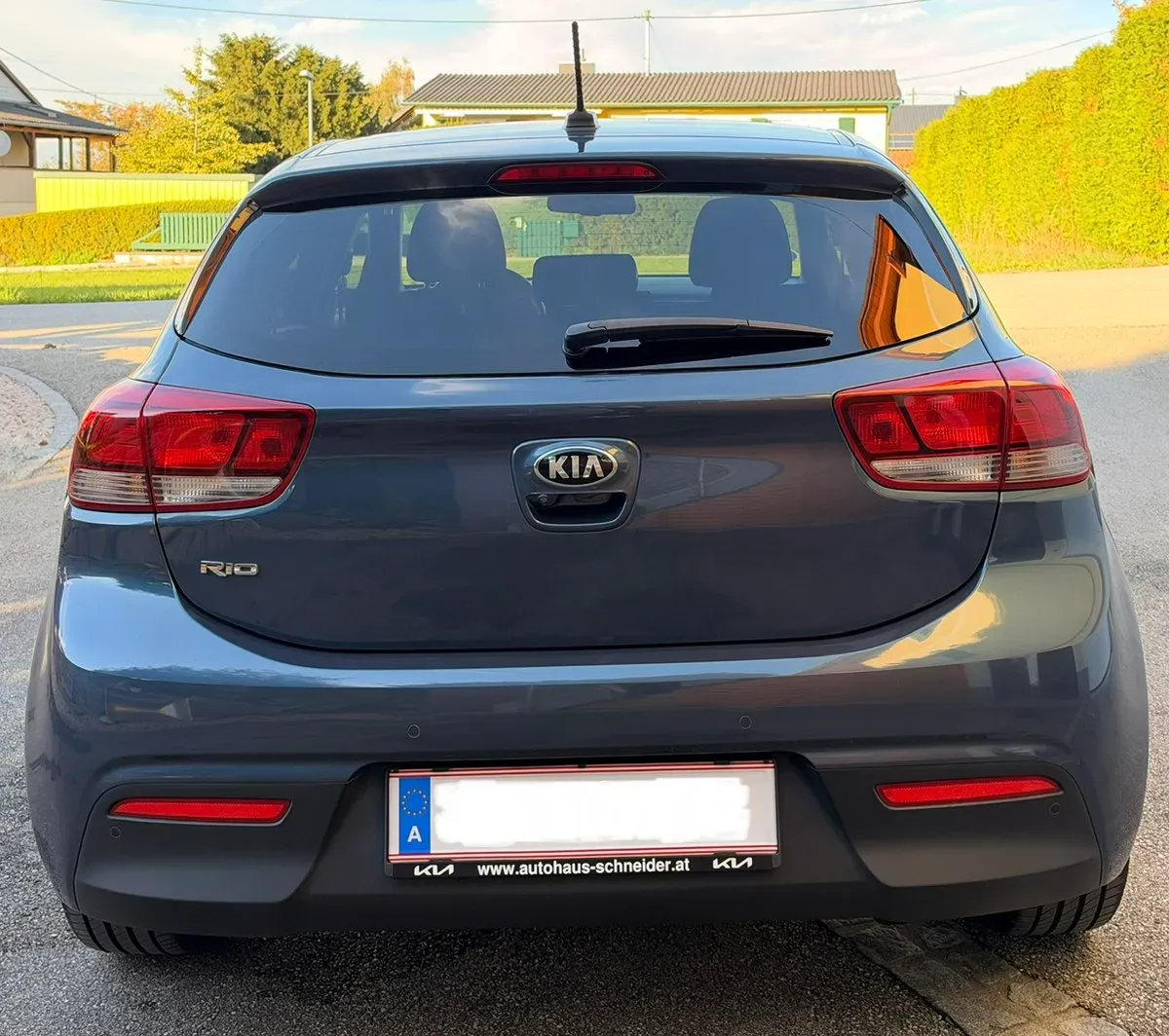 Kia Rio 2017 photo 3