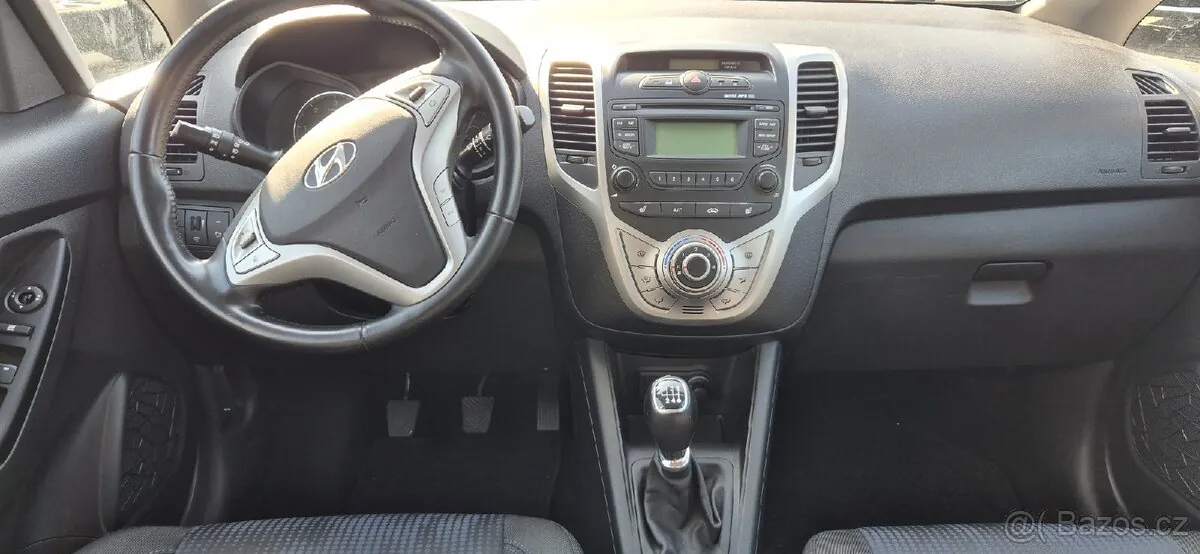 Hyundai Ix20 2015 photo 5