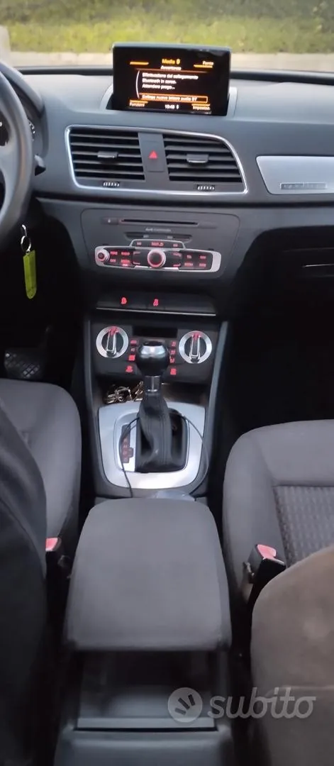 Audi Q3 2012 photo 5