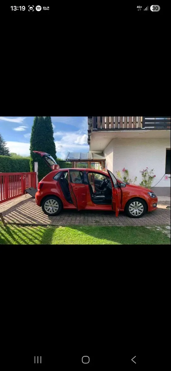 Volkswagen Polo 2010 photo 2