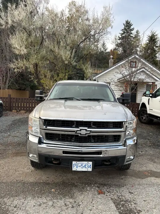 Chevrolet 3500 2007 photo 2