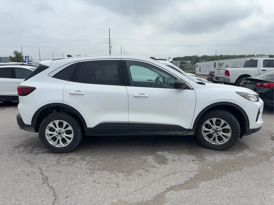 Ford Escape 2023 photo 4