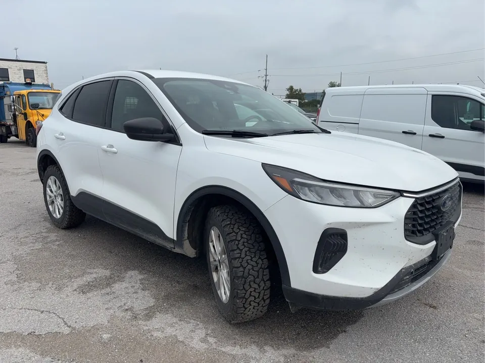 Ford Escape 2023 photo 3