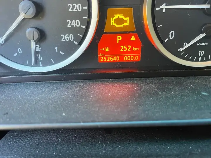 BMW 5 Series 2004 photo 5