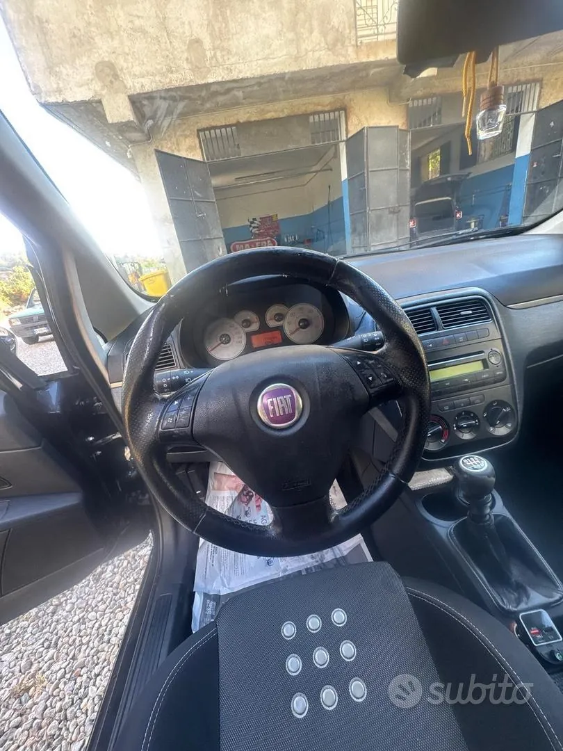 Fiat Grande Punto 2007 photo 4
