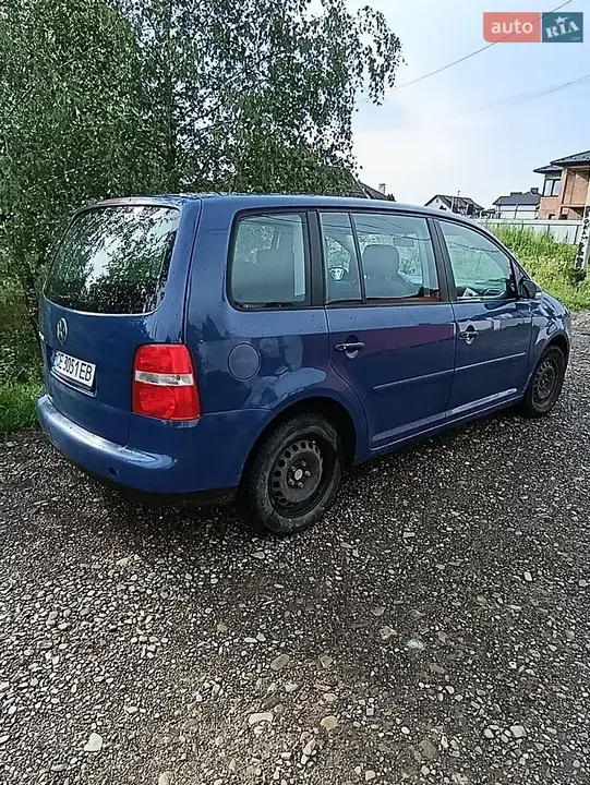 Volkswagen Touran 2005 photo 5