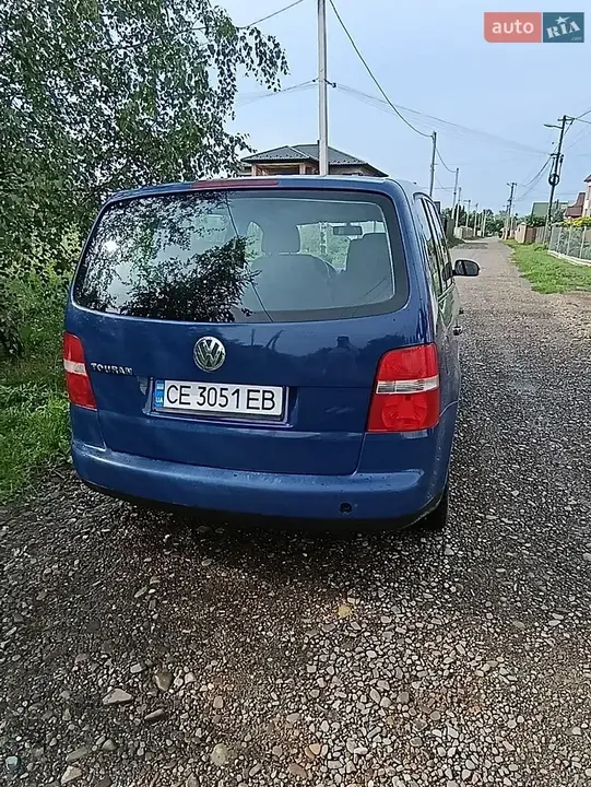 Volkswagen Touran 2005 photo 3